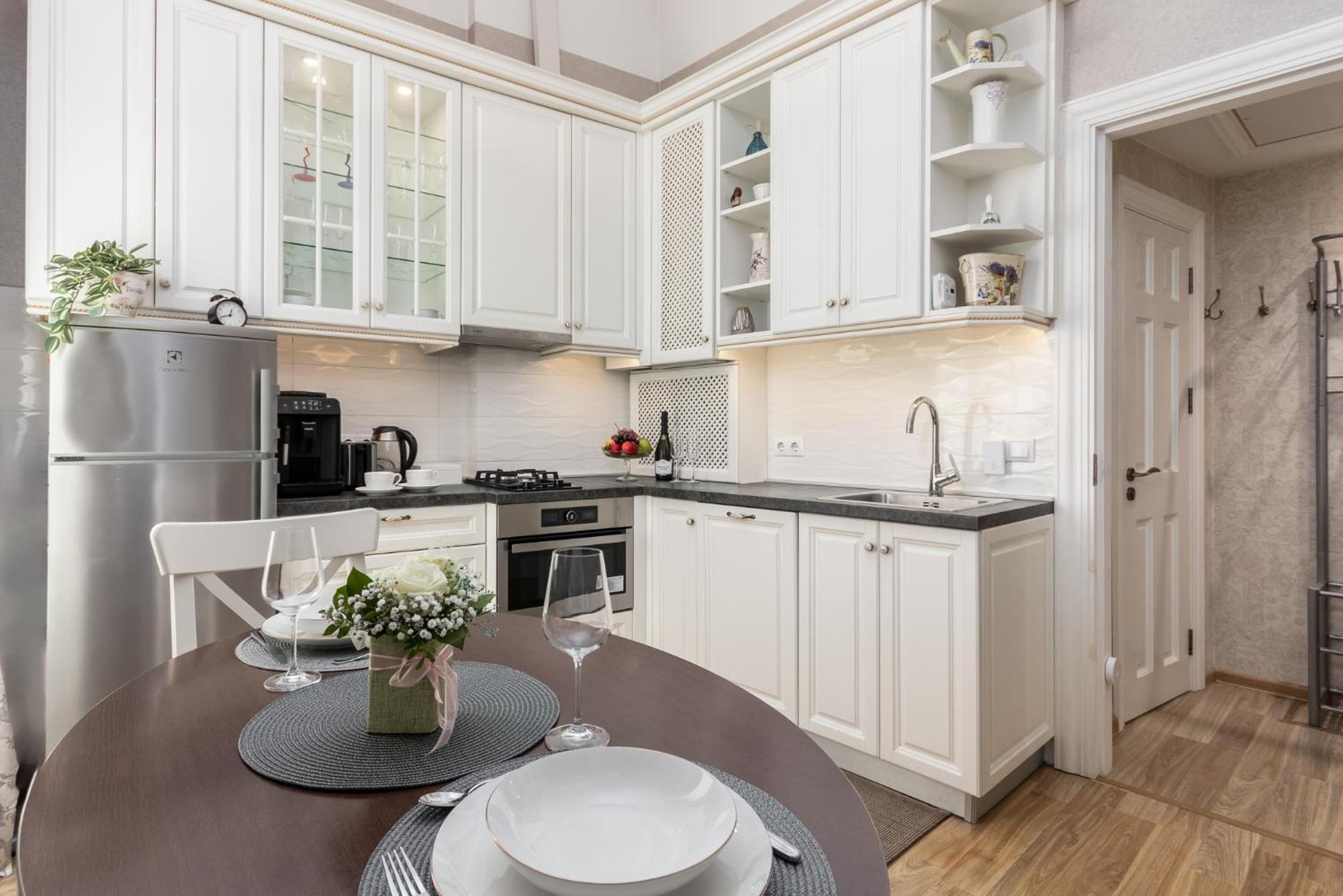 Elegant Apartment In Historical Centre & Free Locked Parking Rīga Exterior foto