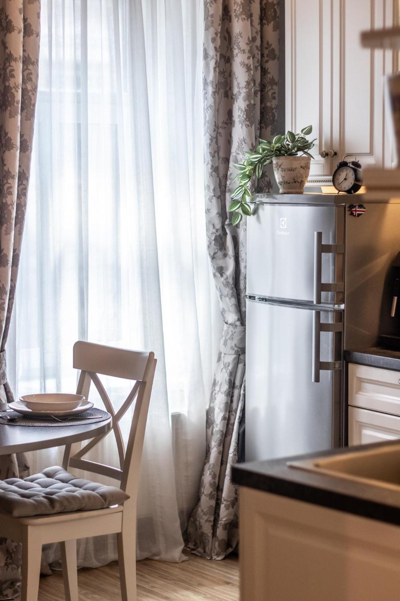 Elegant Apartment In Historical Centre & Free Locked Parking Rīga Exterior foto