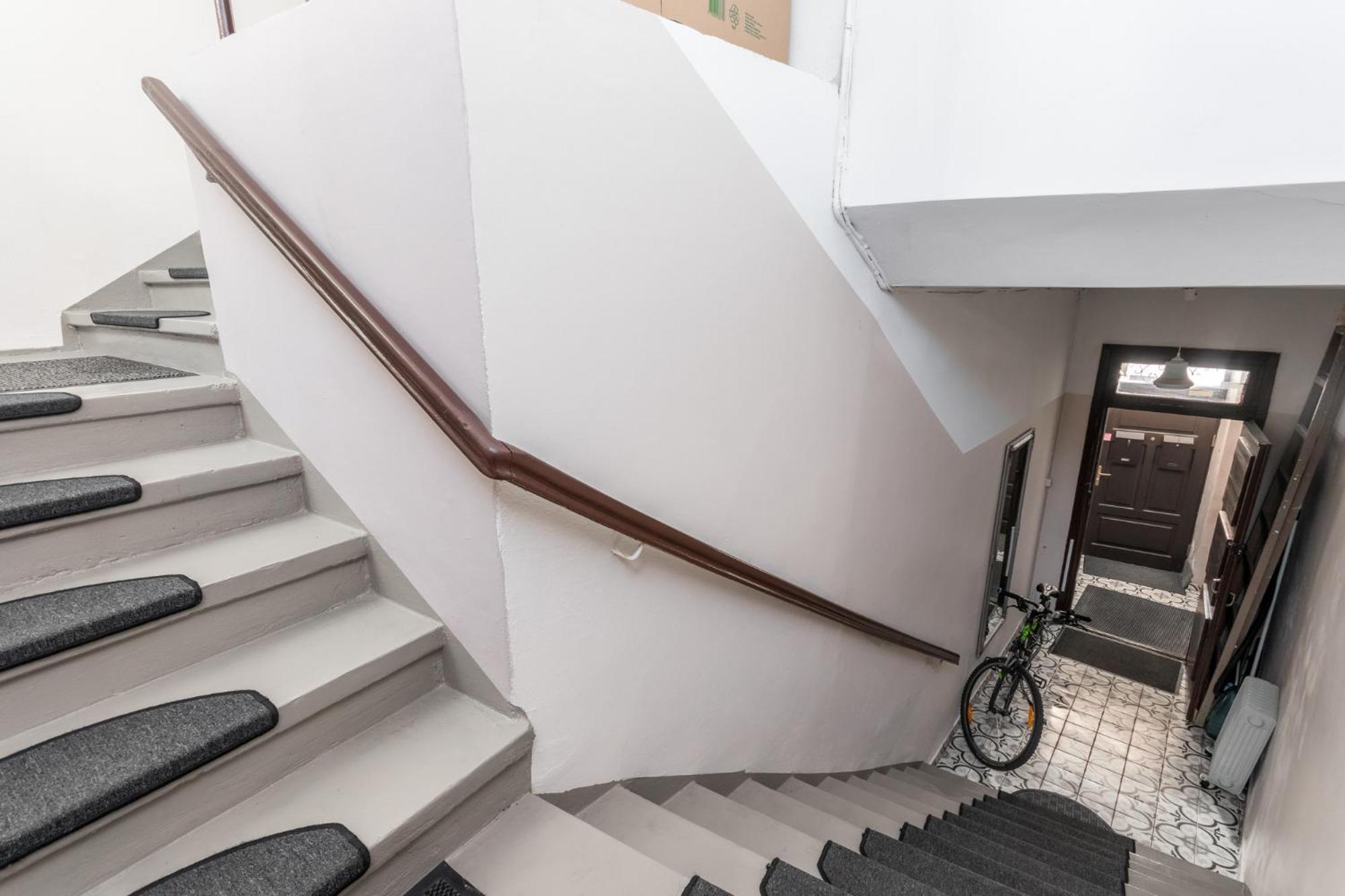 Elegant Apartment In Historical Centre & Free Locked Parking Rīga Exterior foto