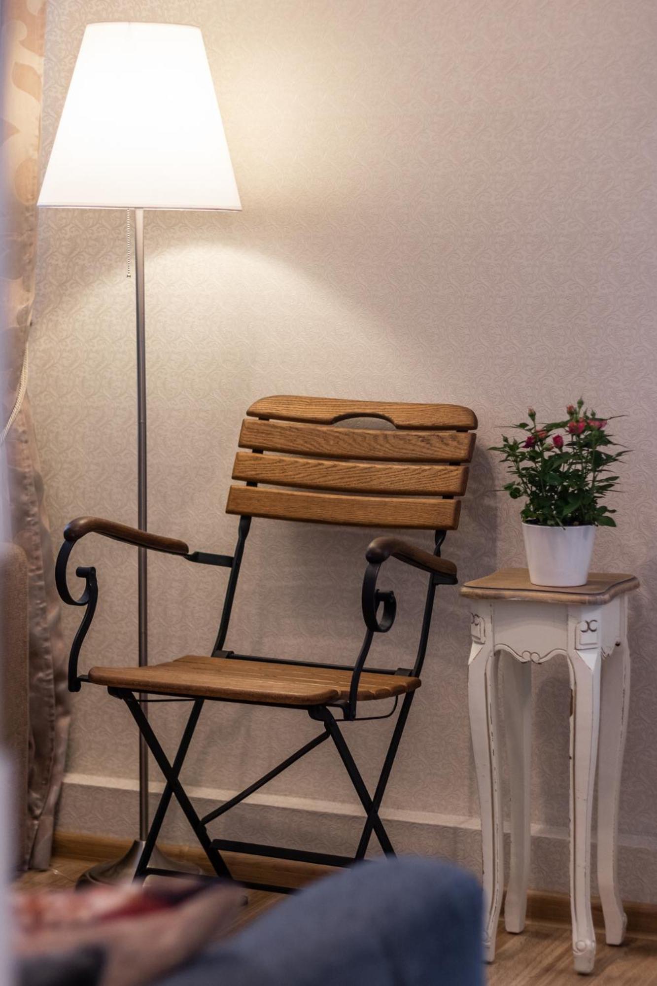 Elegant Apartment In Historical Centre & Free Locked Parking Rīga Exterior foto